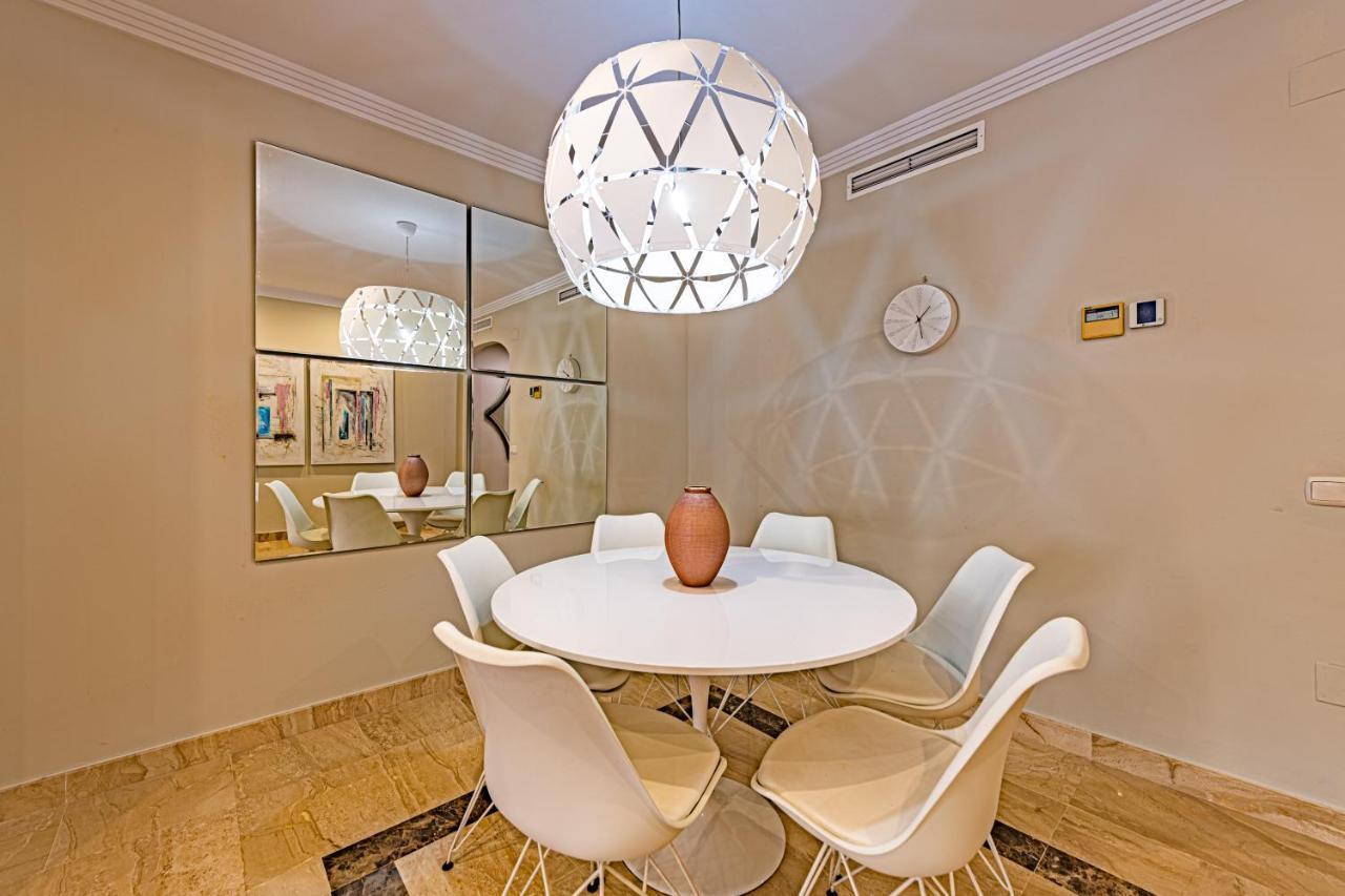 Marina Luxury Apartment เอสเตโปนา ภายนอก รูปภาพ